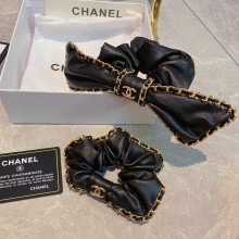 chanel black chain hair loop 2022
