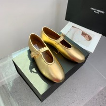 Alaia Ballerinas in metallic lambskin gold 2023
