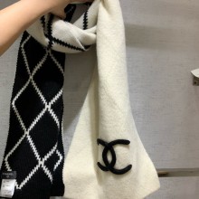 CHANEL CC LOGO WOOL SCARF WHITE/BLACK 2024