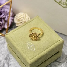 VAN CLEEF&ARPELS Magic Alhambra ring yellow gold