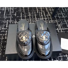 Chanel smooth sheepskin black with CC logo mules 2024 