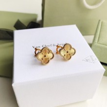 VAN CLEEF&ARPELS Magic Alhambra earrings yellow gold