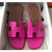 Hermes Oran Flat Slipper Sandals in Patent Python Fuchsia