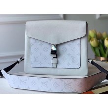Louis Vuitton Outdoor Flap Messenger Bag M30411 Silver 2020