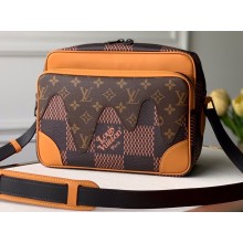 Louis Vuitton Monogram Patch Camera Bag 2020