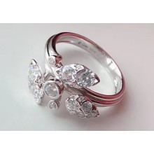 Cartier Leaf Ring White Gold