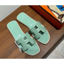 Hermes Oran sandal in calfskin 01 2025