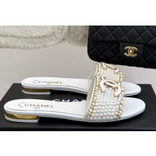 Chanel CC logo with Pearl and chain decoration white slippers 2025