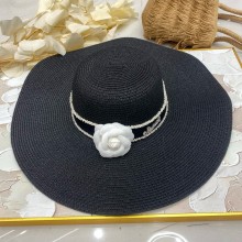 ‎Chanel  knitted hat with CC logo 10 2025