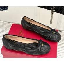 Valentino Garavani Women Quiltie 67 Leather Ballet Flats black 2025