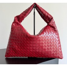 Bottega Veneta Hop Shoulder bag with Intrecciato craftsmanship in calf leather dark red 2025