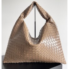 Bottega Veneta Large Hop Shoulder bag with Intrecciato craftsmanship in calf leather brown 2025