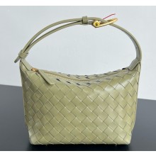 Bottega Veneta Wallace Shoulder bag with Intrecciato craftsmanship in calf leather Travertine 2025