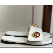 Loewe Pebble slide in soft calfskin white 2025