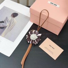 MIU MIU Trick leather keyring 5TL525 Cognac/beige 2025