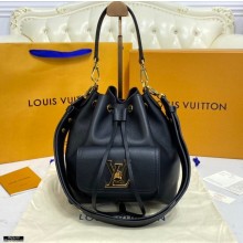Louis Vuitton Grained Calf Leather Lockme Bucket Bag M57687 Black 2021