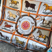 Hermes Blanket 140x140cm H23 2021