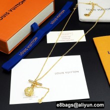 Louis Vuitton Necklace 04 2022