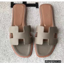 Hermes Oran Flat Sandals in Swift Box Calfskin 75