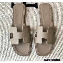 Hermes Oran Flat Sandals in Swift Box Calfskin 36