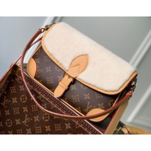 Louis Vuitton Monogram Canvas shearling Diane Bag M46317