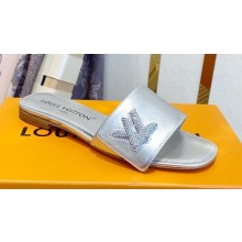 Louis Vuitton Shake Flat Mules in Metallic lambskin Silver 2023