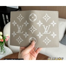 Louis Vuitton Passport Cover 25 2023