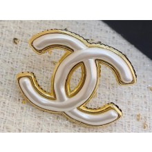 Chanel Brooch 40 2023
