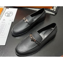 Hermes Destin loafer in calfskin Black with iconic palladium-plated Kelly buckle