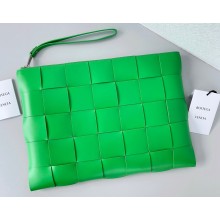Bottega Veneta Large Cassette Pouch Intreccio leather wristlet Bag Green 2024