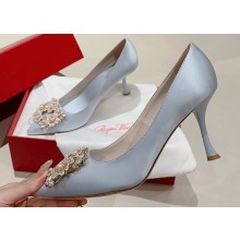 Roger Vivier Heel 8.5cm RV Bouquet Strass Pearl Buckle Pumps in Satin Gray Blue 2024