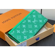 Louis Vuitton Taiga cowhide leather and Monogram canvas Brazza Wallet Green 2024