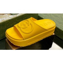 Gucci Women/Men platform Rubber slide sandals with Interlocking G Yellow 2024