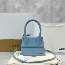 Jacquemus Le Chiquito large Bag sky blue in box leather 2023