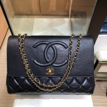 chanel black caviar leather vintage maxi flap Bag A92233