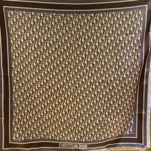 Dior Oblique Diortwin Square Scarf camel 2022