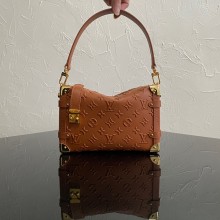 Louis Vuitton Calfskin Side Trunk Bag M21741 tan