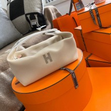 Hermès Bride-A-Brac bag in small size white