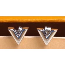 Louis Vuitton Essential V Stud Earrings M63208
