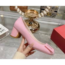 Roger Vivier Pumps with Lacquered buckle in patent leather pink 2025