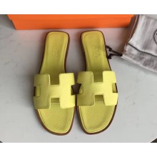 Hermes Oran Flat slippers in epsom leather lemon yellow with brown piping