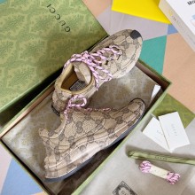Gucci Women/Men GG print Run sneakers 725612 02 2023