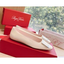 Roger Vivier Trompette Metal Buckle Ballerinas in Patent Leather off white 2023