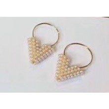 Louis Vuitton Essential V Perle Earrings M68362