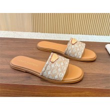 Louis Vuitton Monogram raffia Lily Flat Mule beige 2025