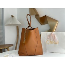 Chloé brown Spin large leather tote bag 2025