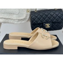 Chanel calfskin CC Logo slippers Beige heel 1.5cm 1122-2024