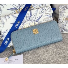 Dior miss dior voyageur slom wallet pale blue 1111-2024