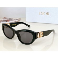 DIOR 30Montaigne B5U SUNGLASSES 01 2024