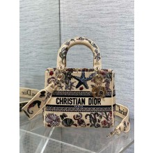 Dior Medium Lady D-Lite Bag in Beige Raffia with Multicolor Dior Cabinet de Curiosités Embroidery 2025